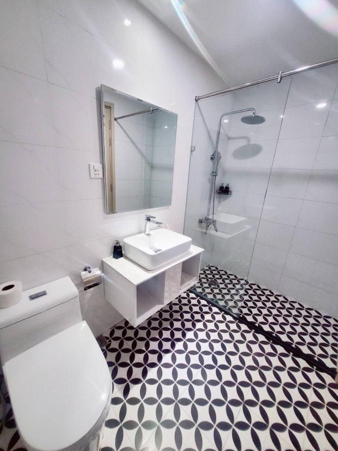 Sky Hotel Фукуок Екстер'єр фото