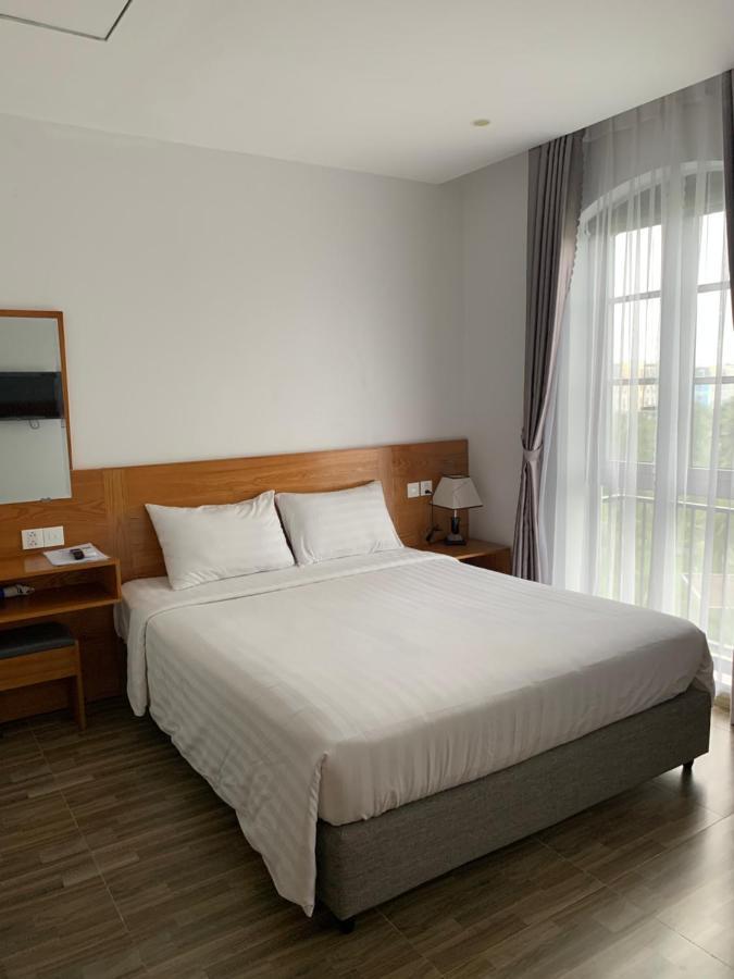 Sky Hotel Фукуок Екстер'єр фото